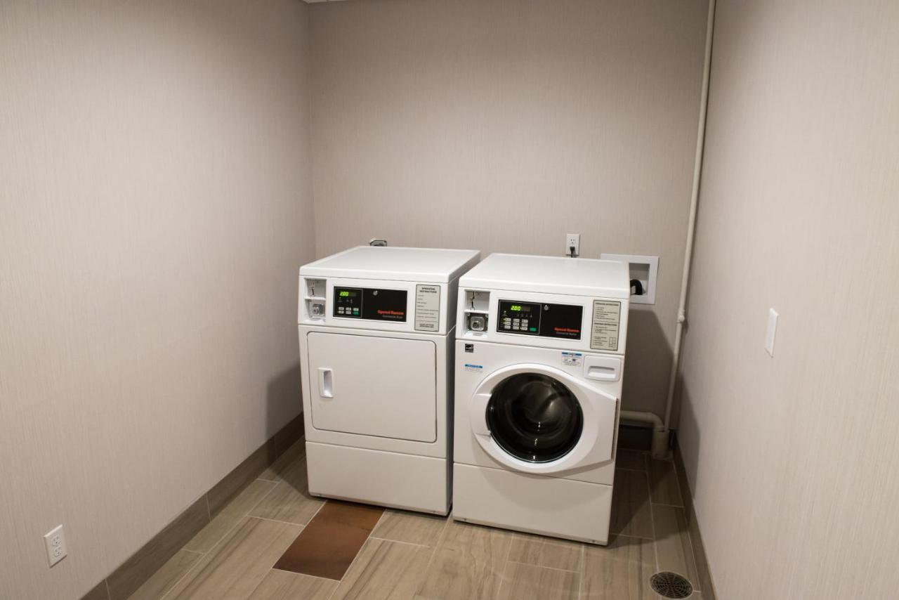 Holiday Inn Express & Suites Dayton North - Vandalia By Ihg Extérieur photo